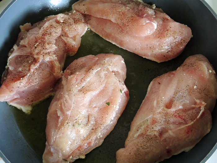 στήθος κοτόπουλο στο τηγάνι