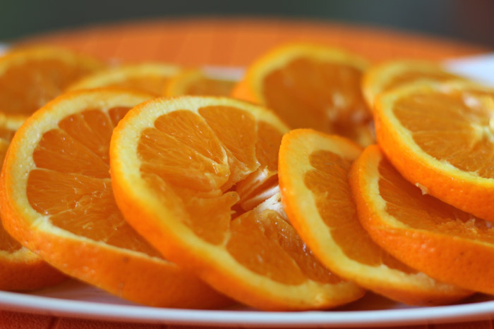 πορτοκάλια κομμένα σε ροδέλες 2