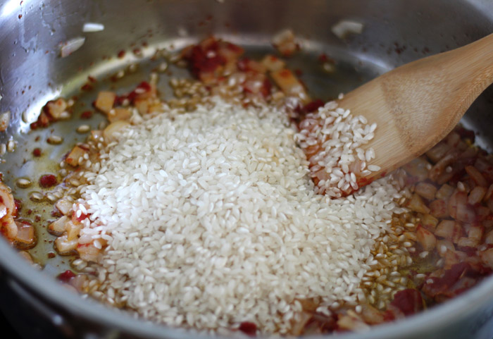 ρύζι στην κατσαρόλα