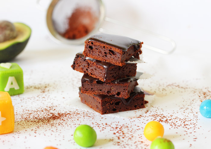 avocado brownies 700